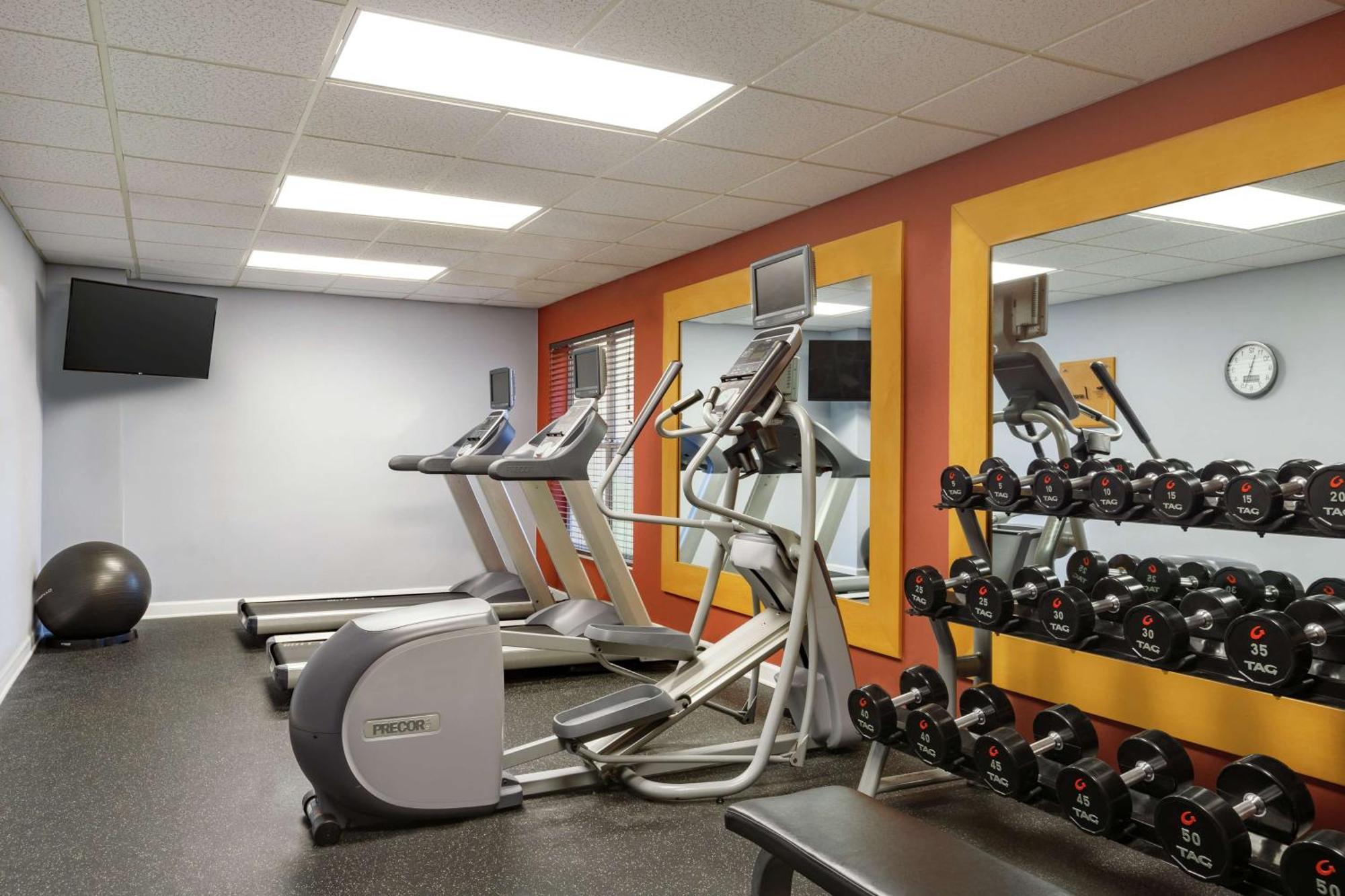 Homewood Suites By Hilton St. Petersburg Clearwater Exterior photo
